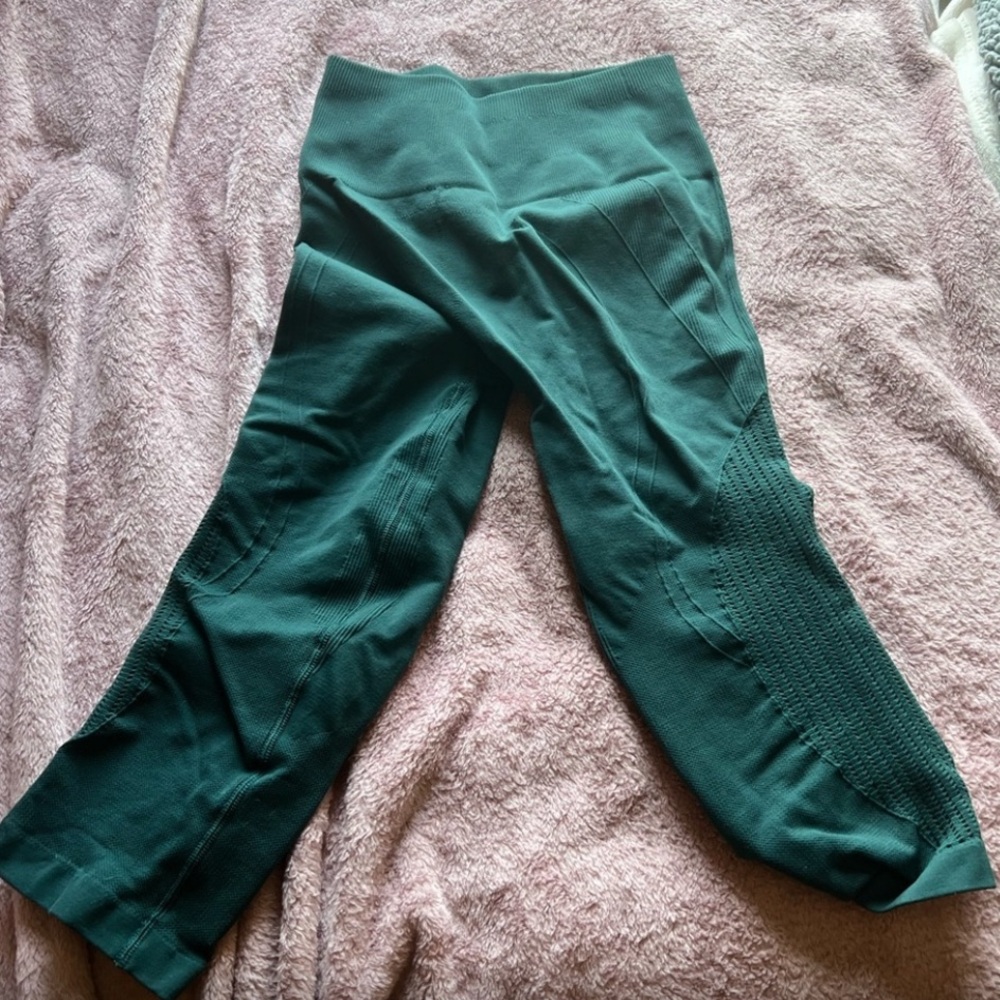 Lululemon Cropped Leggings Emerald Green 4